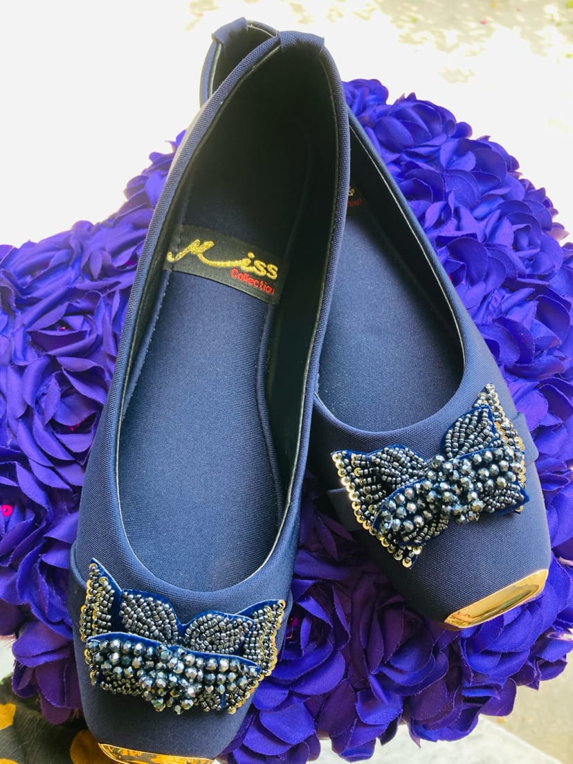 Charm Bow Flats