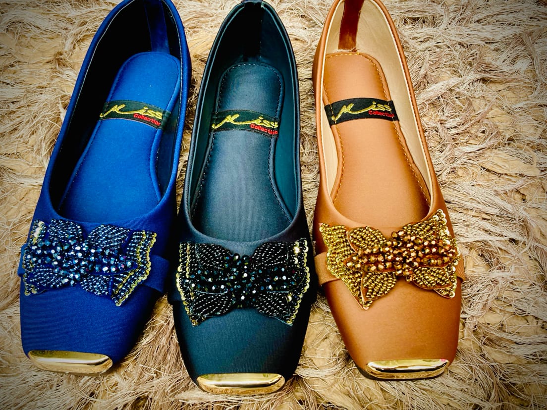 Charm Bow Flats