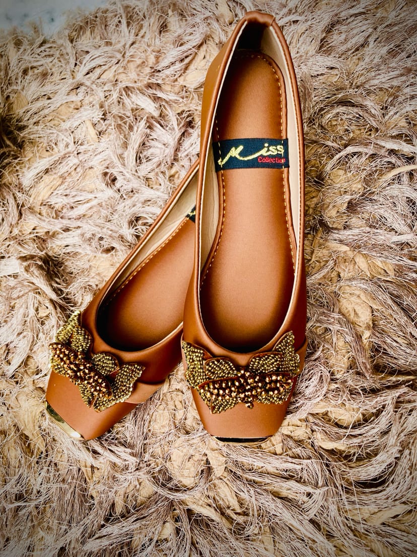 Charm Bow Flats